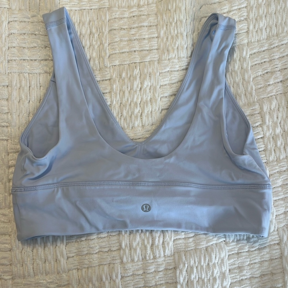 Lululemon sports bra